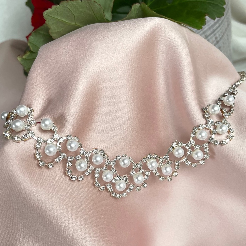 Pearl & Rhinestone Necklace